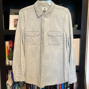 Old Navy Light Blue Button Down Shirt medium